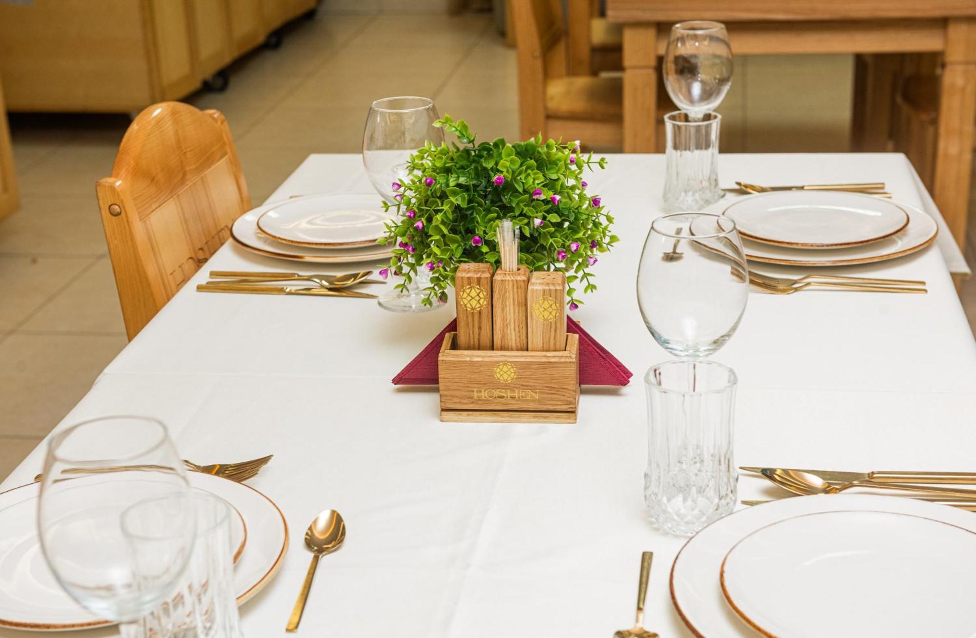 Hoshen Hotel Umanʼ Dış mekan fotoğraf