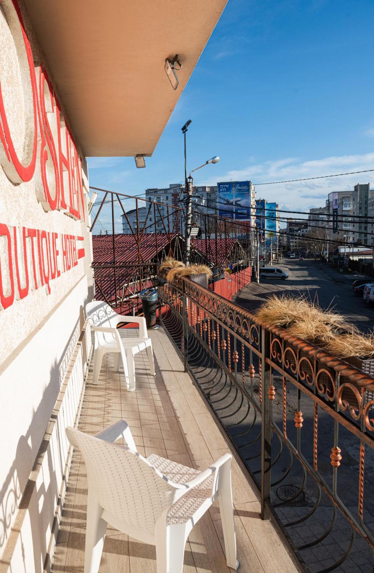 Hoshen Hotel Umanʼ Dış mekan fotoğraf