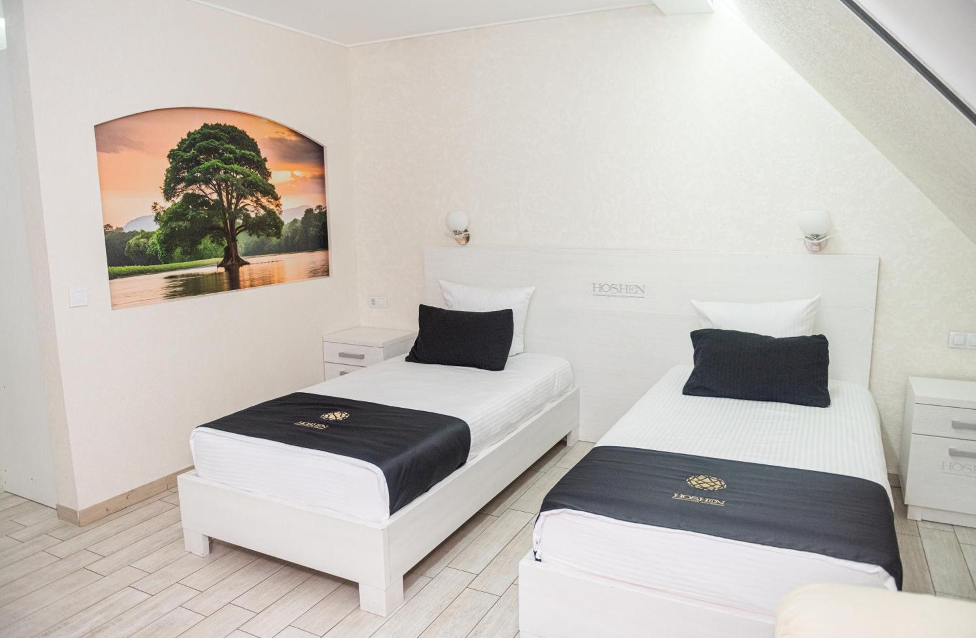 Hoshen Hotel Umanʼ Dış mekan fotoğraf